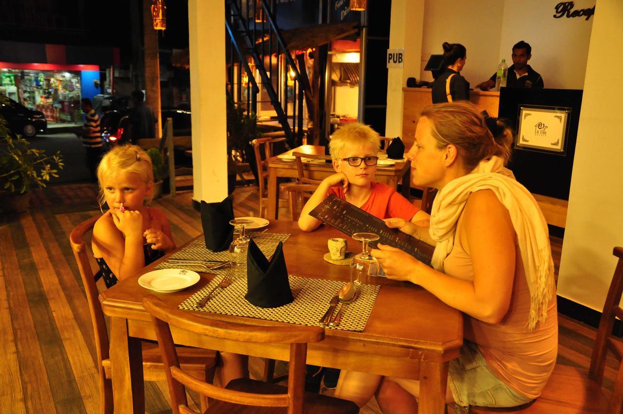 Oak Ray La Ella Breeze Hotell Eksteriør bilde